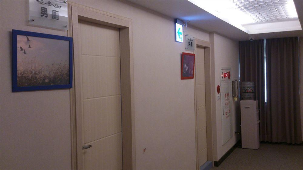 Shun-Yi Business Hotel 자이 외부 사진