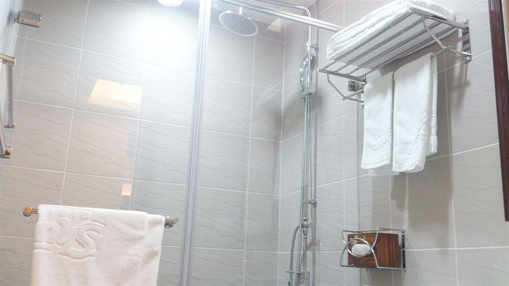 Shun-Yi Business Hotel 자이 외부 사진